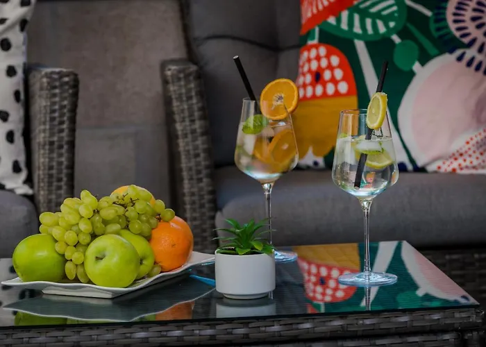 Niko\'S Charming Apartment With Free Parking